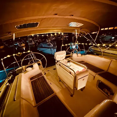 Botel Sleep Aboard A Modern Sailboat In *