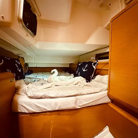 Botel Sleep Aboard A Modern Sailboat In *