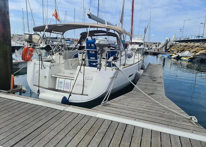 Botel Sleep Aboard A Modern Sailboat In Oeiras